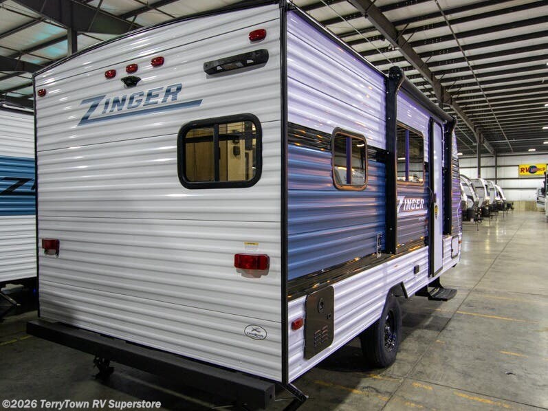 2025 Zinger Lite 18RK by CrossRoads from TerryTown RV Superstore in Grand Rapids, Michigan