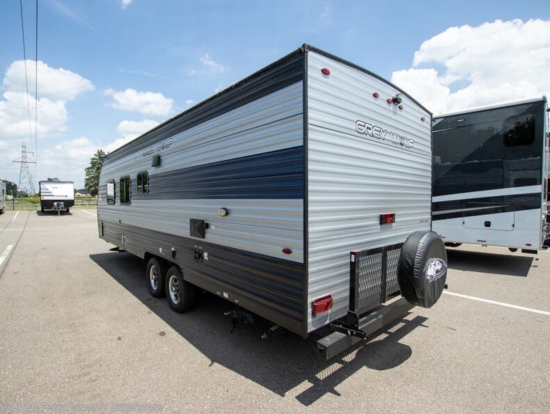 Used 2022 Forest River Cherokee Grey Wolf 26DJSE available in Grand Rapids, Michigan