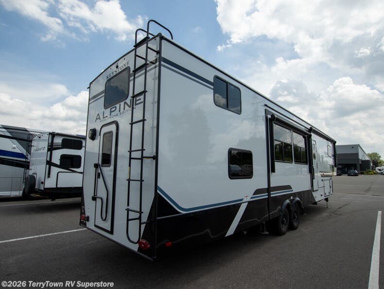2026 Keystone Alpine Avalanche Edition 390DS - New Fifth Wheel For Sale by TerryTown RV Superstore in Grand Rapids, Michigan features Slideout