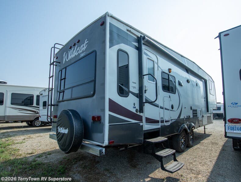 2013 Wildcat Maxx 302RL by Forest River from TerryTown RV Superstore in Grand Rapids, Michigan