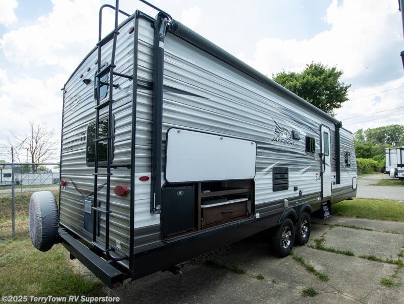 Used 2018 Jayco Jay Flight 29BHDB available in Grand Rapids, Michigan