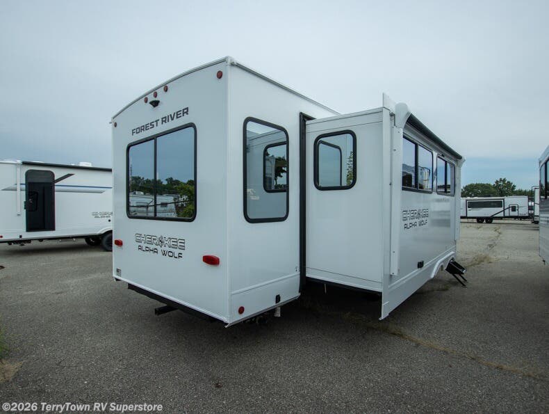 2026 Cherokee Alpha Wolf 26RL by Forest River from TerryTown RV Superstore in Grand Rapids, Michigan