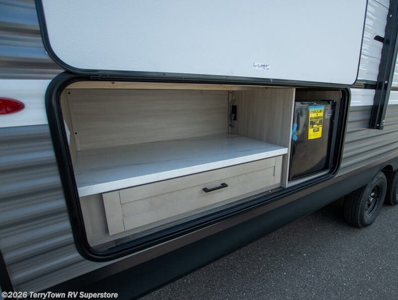 2026 Starcraft Autumn Ridge 26DBS - New Travel Trailer For Sale by TerryTown RV Superstore in Grand Rapids, Michigan