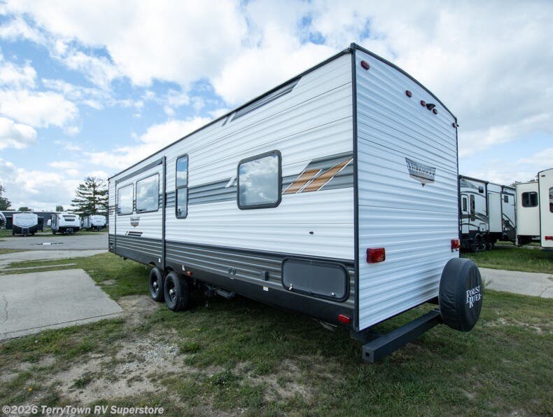 Used 2021 Forest River Wildwood 28FKV available in Grand Rapids, Michigan