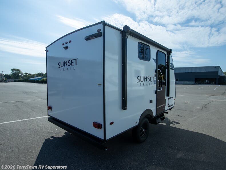 2026 CrossRoads Sunset Trail 13BHS - New Travel Trailer For Sale by TerryTown RV Superstore in Grand Rapids, Michigan