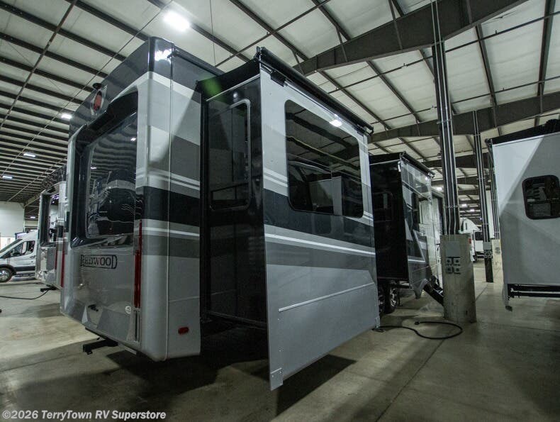 2025 Redwood 415RD by Redwood RV from TerryTown RV Superstore in Grand Rapids, Michigan