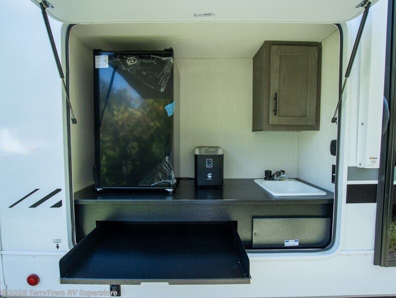 2026 Cherokee Alpha Wolf 33BH by Forest River from TerryTown RV Superstore in Grand Rapids, Michigan