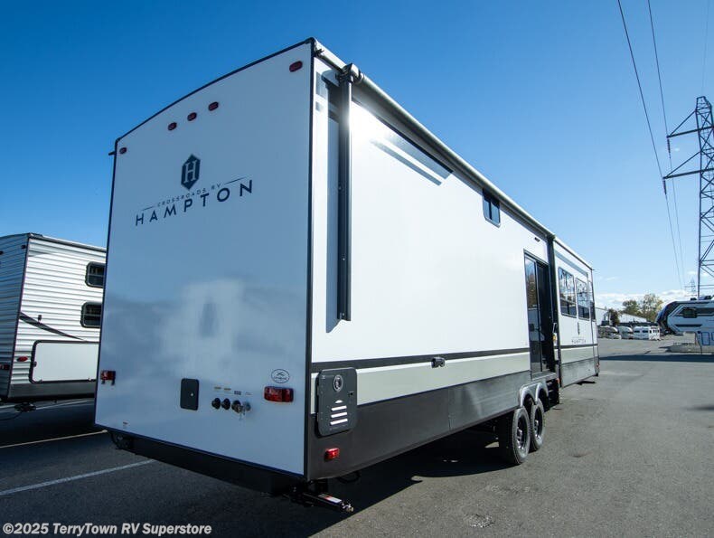 2026 Hampton 372FDB by CrossRoads from TerryTown RV Superstore in Grand Rapids, Michigan