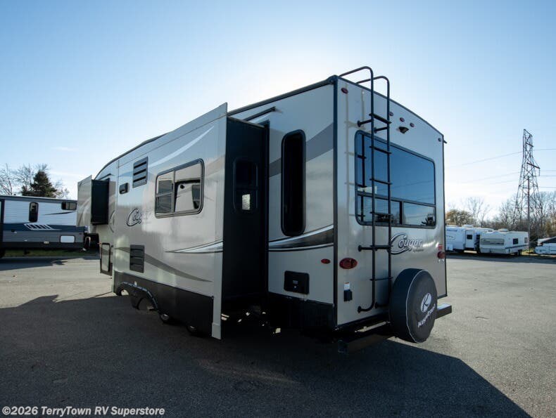 Used 2018 Keystone Cougar Half-Ton Series 28SGS available in Grand Rapids, Michigan