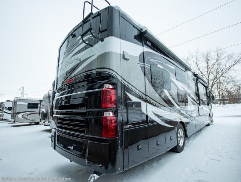 2016 Berkshire XL 40BH by Forest River from TerryTown RV Superstore in Grand Rapids, Michigan