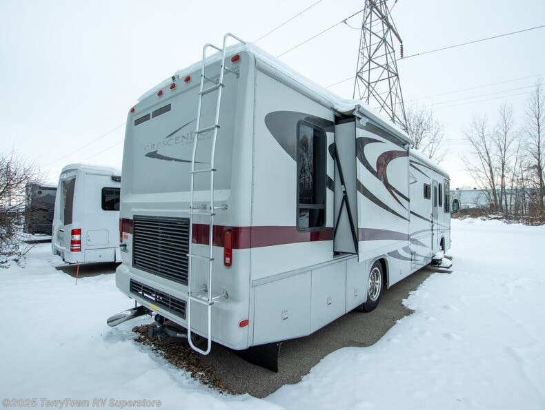 2004 Gulf Stream Crescendo 8356 - Used Class A For Sale by TerryTown RV Superstore in Grand Rapids, Michigan