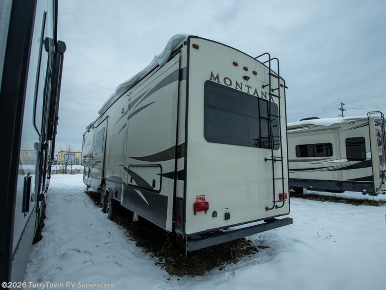 Used 2018 Keystone Montana 3820FK available in Grand Rapids, Michigan