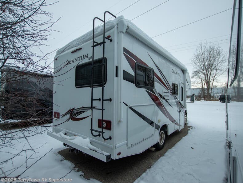 Used 2022 Thor Motor Coach Quantum SE SE22 Ford available in Grand Rapids, Michigan
