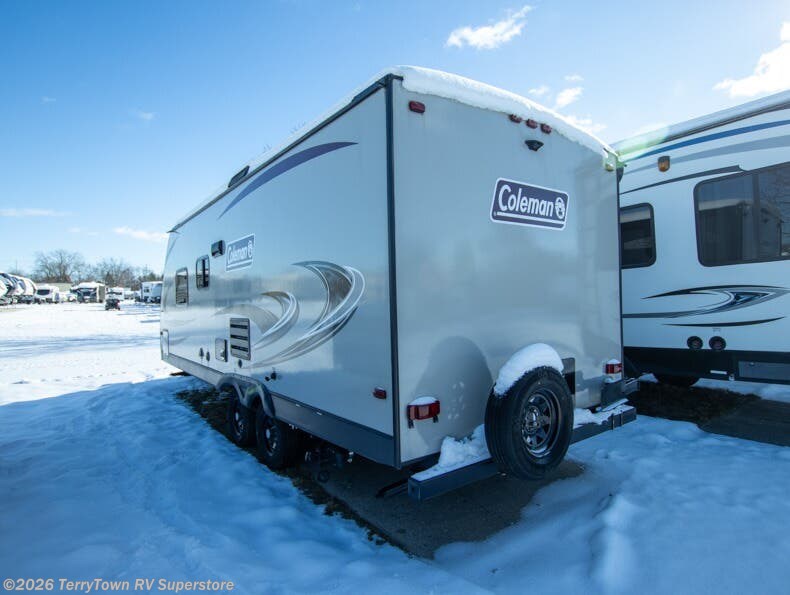 Used 2019 Coleman Light LX 2125BH available in Grand Rapids, Michigan