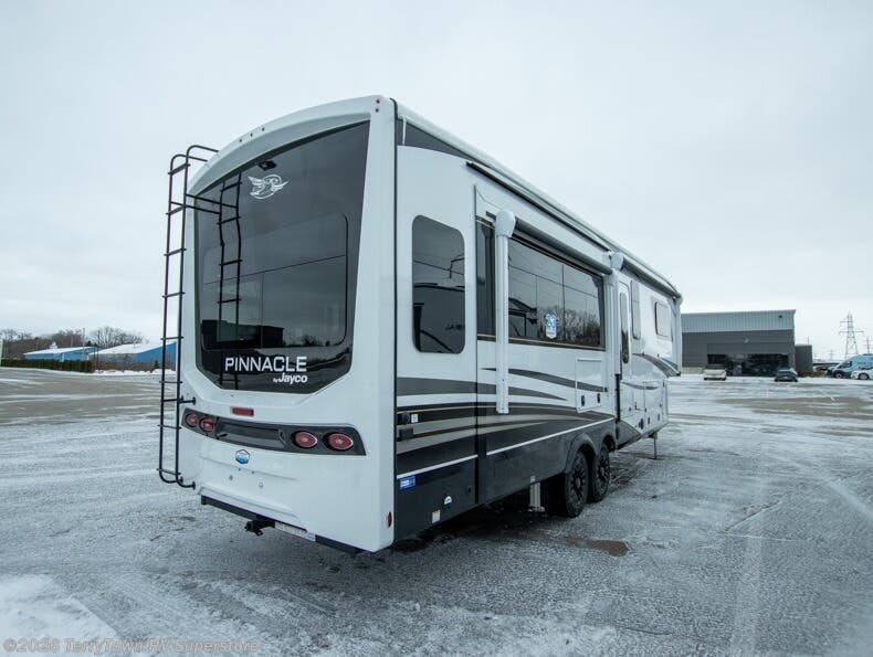 2026 Pinnacle 32RLTS by Jayco from TerryTown RV Superstore in Grand Rapids, Michigan