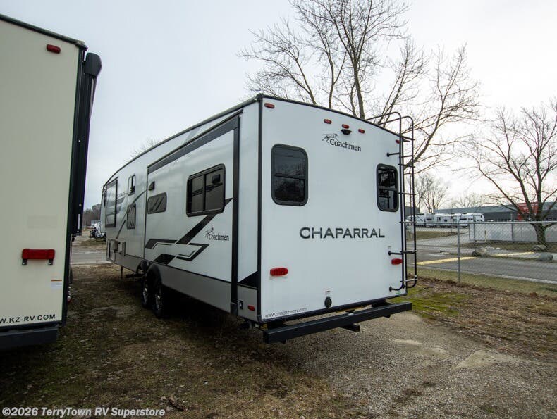 New 2023 Coachmen Chaparral Lite 30BHS available in Grand Rapids, Michigan