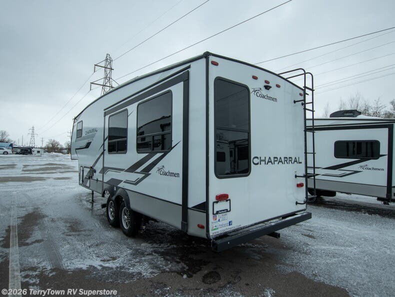 New 2023 Coachmen Chaparral Lite 25RE available in Grand Rapids, Michigan