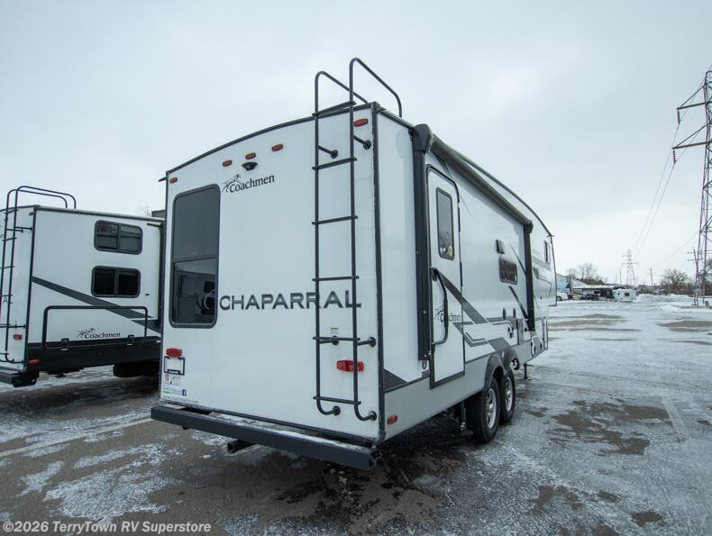 2023 Chaparral Lite 25RE by Coachmen from TerryTown RV Superstore in Grand Rapids, Michigan