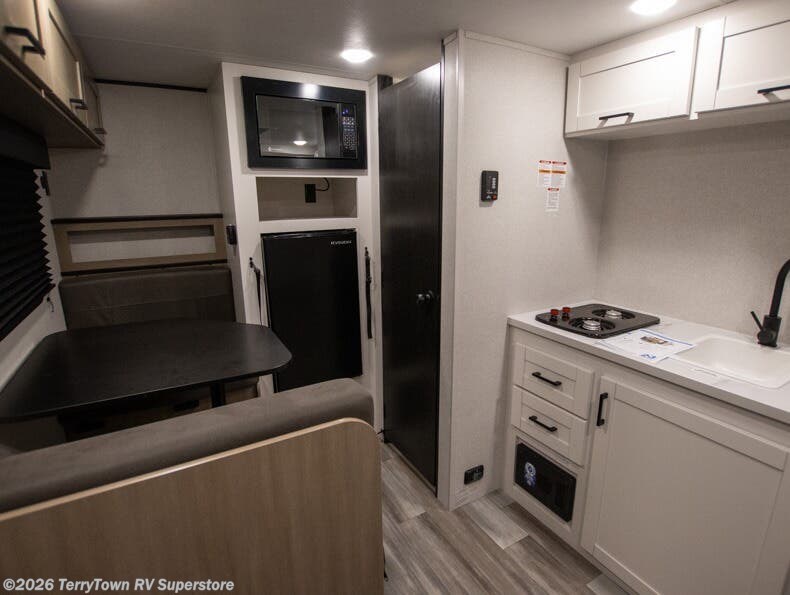 New 2026 Jayco Jay Flight SLX 130RD available in Grand Rapids, Michigan