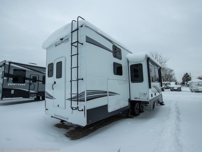 2022 Solitude S-Class 3950BH by Grand Design from TerryTown RV Superstore in Grand Rapids, Michigan
