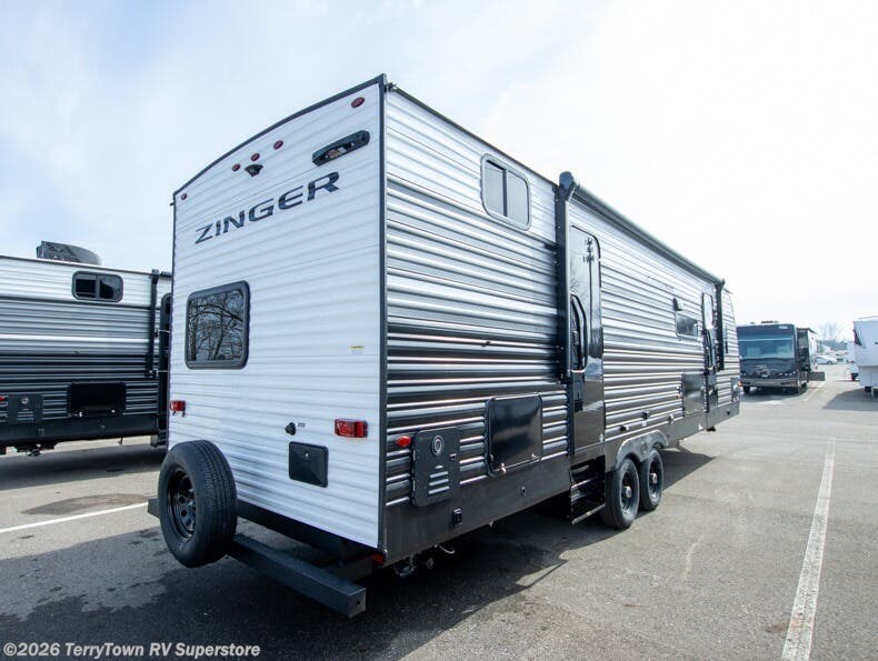 New 2026 CrossRoads Zinger 328SB available in Grand Rapids, Michigan