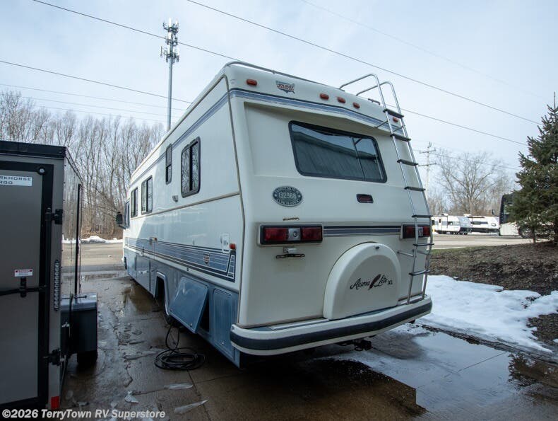 1991 Aluma Lite 31CBXS by Holiday Rambler from TerryTown RV Superstore in Grand Rapids, Michigan
