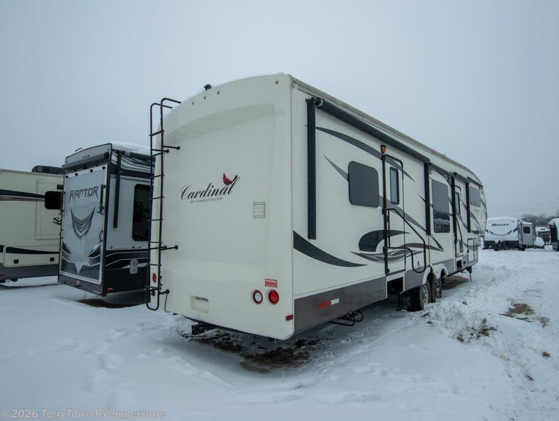 2016 Cardinal 3825FL by Forest River from TerryTown RV Superstore in Grand Rapids, Michigan