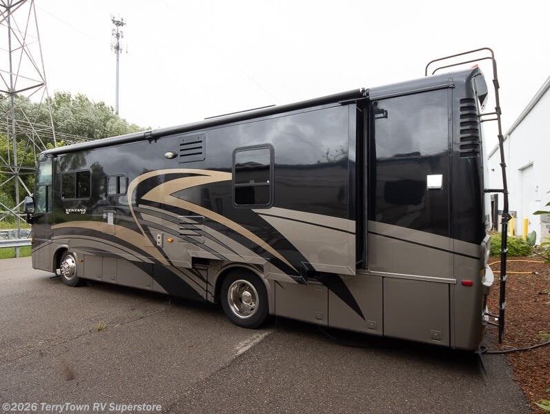Used 2015 Newmar Ventana 3436 available in Grand Rapids, Michigan