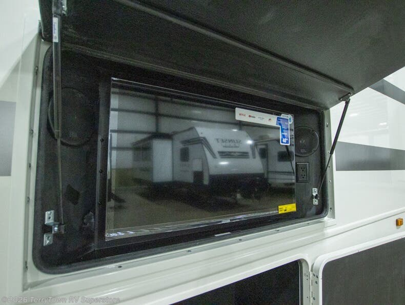 New 2026 Jayco Precept 31UL available in Grand Rapids, Michigan