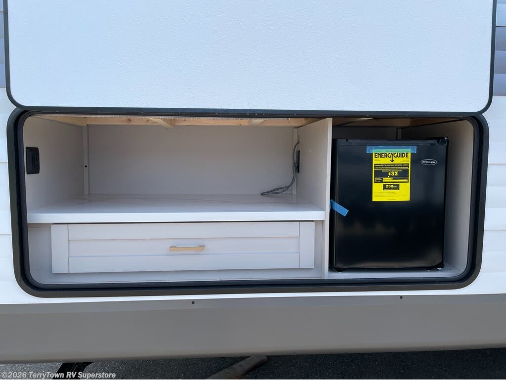 2027 Jay Flight SLX 333BTS by Jayco from TerryTown RV Superstore in Grand Rapids, Michigan