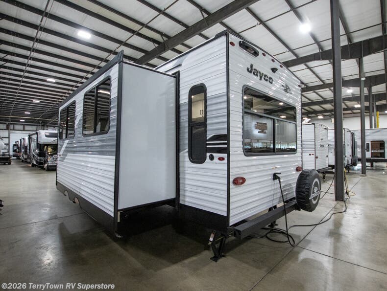 New 2026 Jayco Jay Flight SLX 262RLS available in Grand Rapids, Michigan