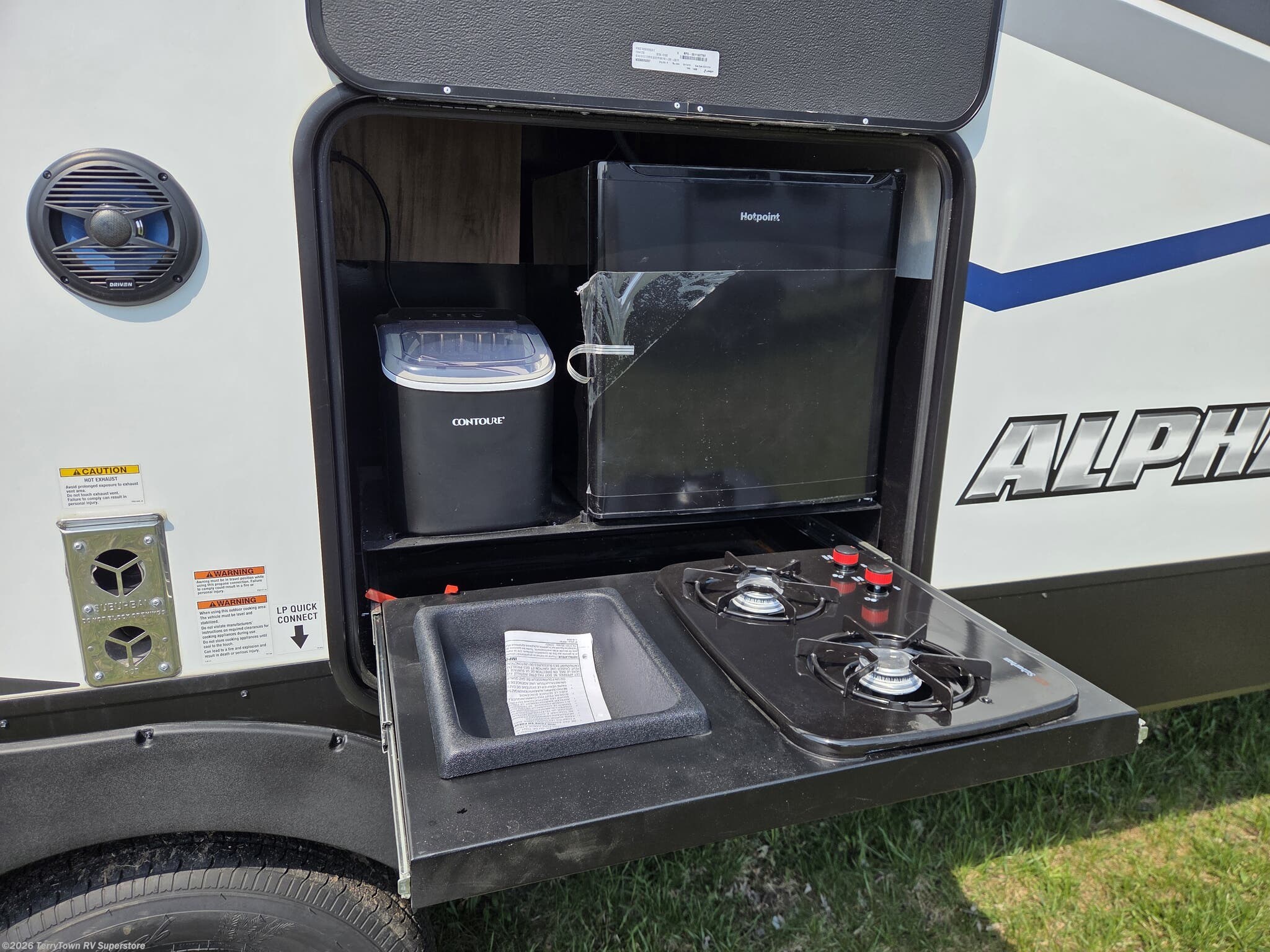 2024 Cherokee Alpha Wolf 2500RL-L by Forest River from TerryTown RV Superstore in Grand Rapids, Michigan