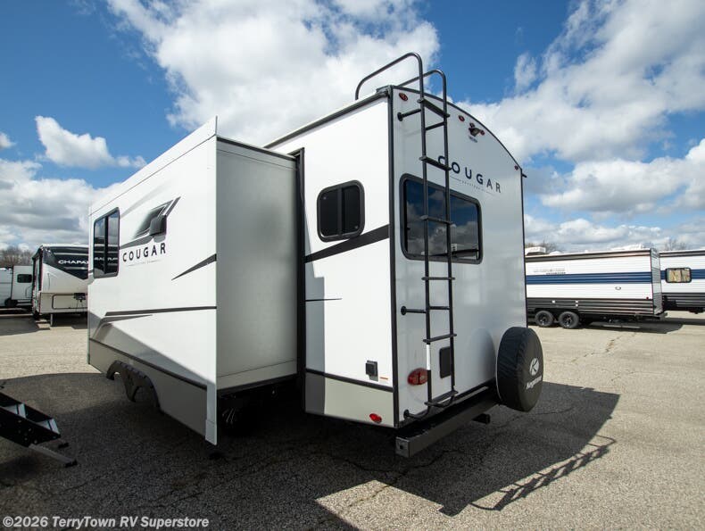 New 2024 Keystone Cougar Half-Ton 22MLS available in Grand Rapids, Michigan