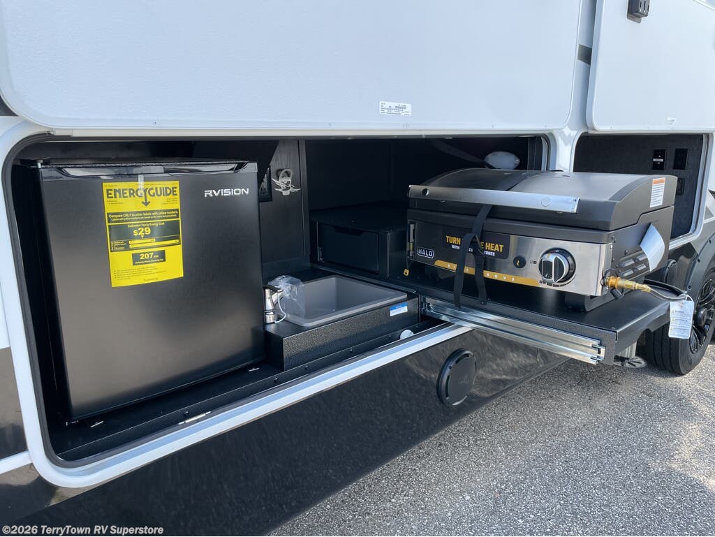 2026 North Point 382FLRB by Jayco from TerryTown RV Superstore in Grand Rapids, Michigan