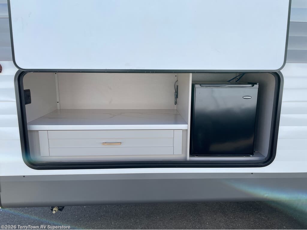 2027 Jay Flight SLX 261BHS by Jayco from TerryTown RV Superstore in Grand Rapids, Michigan