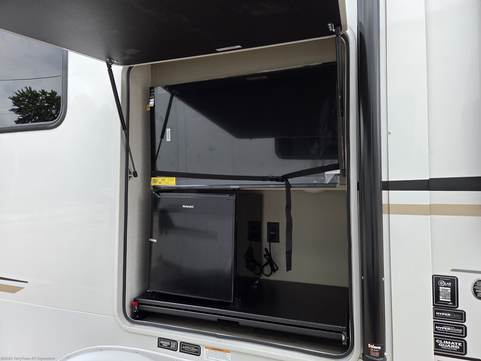 New 2027 Keystone Cougar Half-Ton 26RES available in Grand Rapids, Michigan