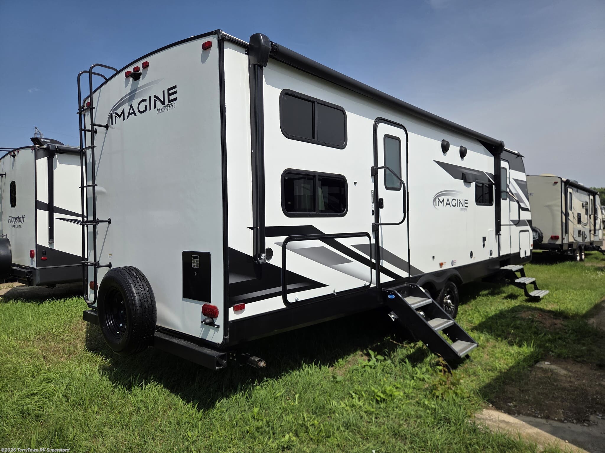 2022 Imagine 2800BH by Grand Design from TerryTown RV Superstore in Grand Rapids, Michigan