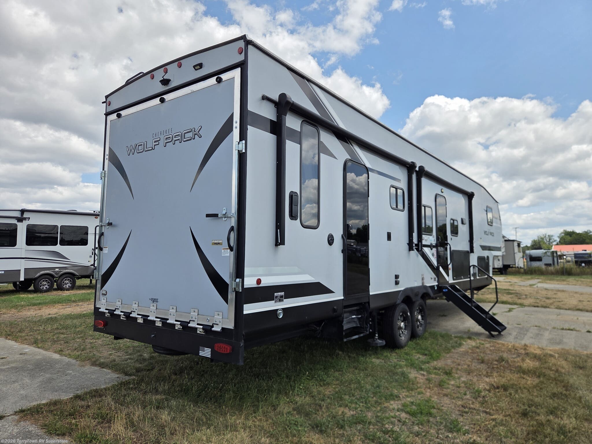2021 Cherokee Wolf Pack 335PACK13 by Forest River from TerryTown RV Superstore in Grand Rapids, Michigan