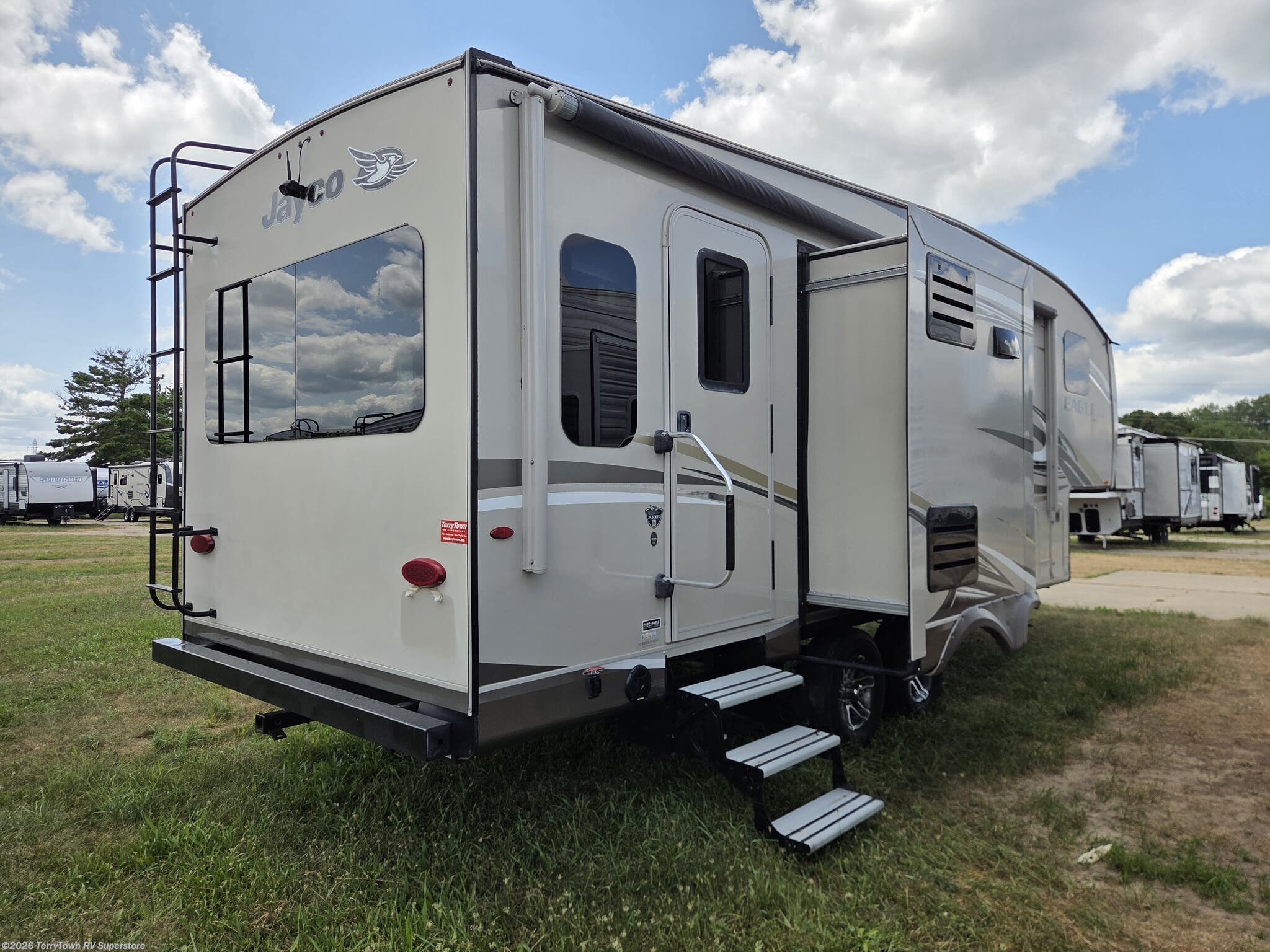 2017 Eagle HT 24.5CKTS by Jayco from TerryTown RV Superstore in Grand Rapids, Michigan