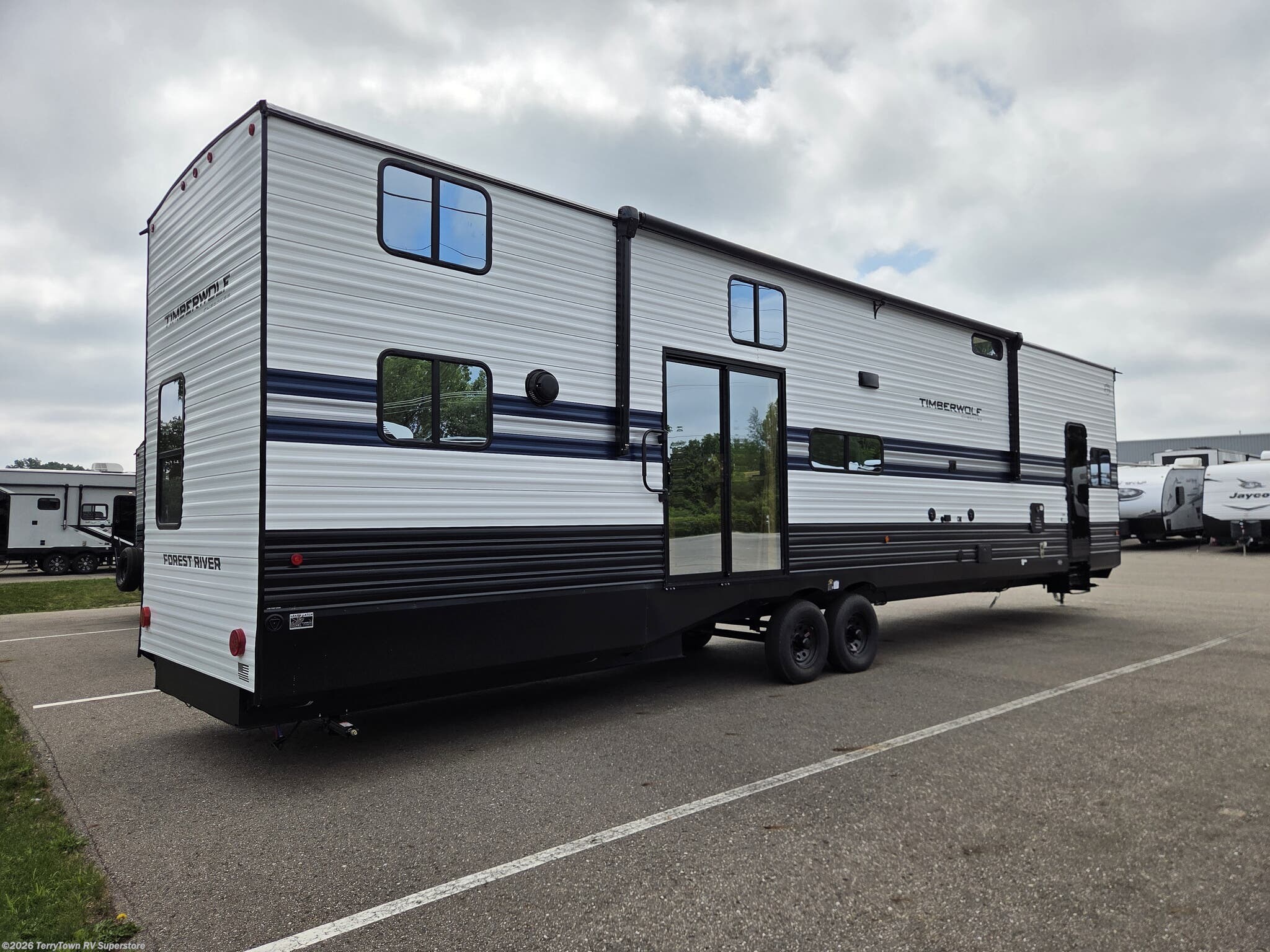 2027 Cherokee Timberwolf 39DC by Forest River from TerryTown RV Superstore in Grand Rapids, Michigan