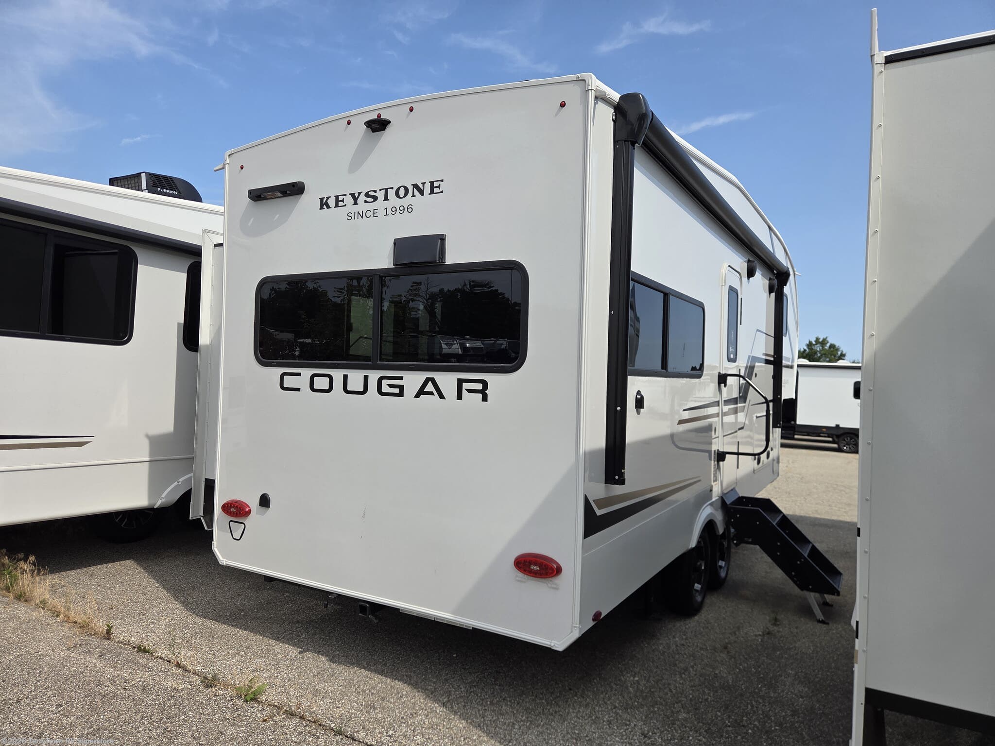 2027 Cougar Sport 2100ML by Keystone from TerryTown RV Superstore in Grand Rapids, Michigan