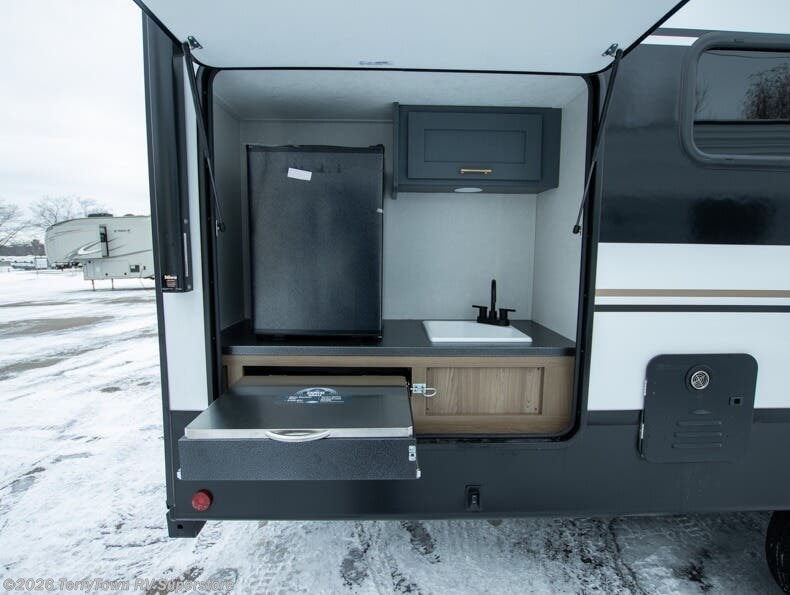 2026 Sunset Trail SS253RB by CrossRoads from TerryTown RV Superstore in Grand Rapids, Michigan