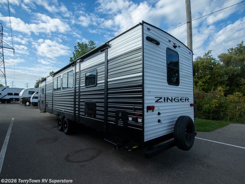 New 2026 CrossRoads Zinger ZR390DB available in Grand Rapids, Michigan