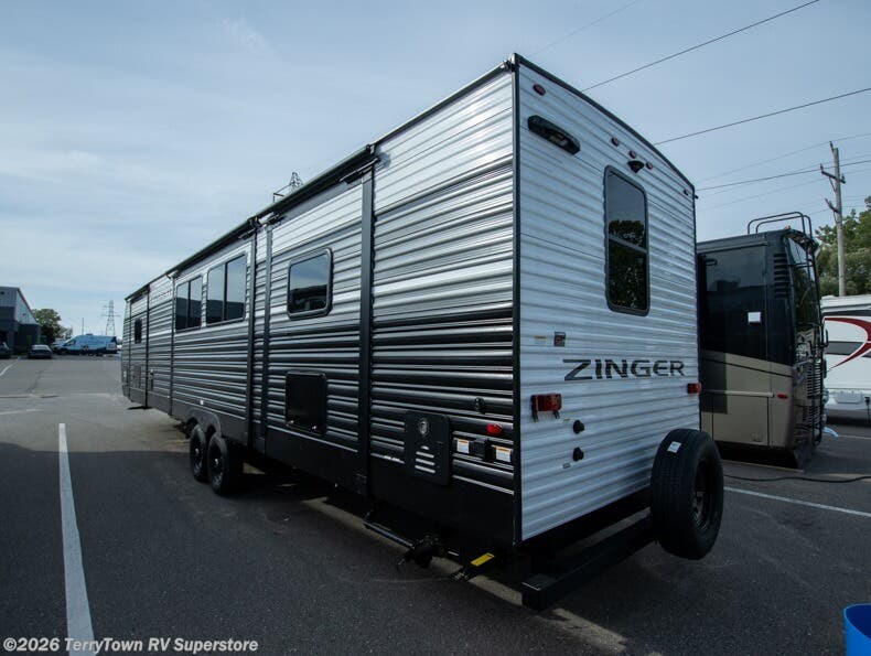 New 2026 CrossRoads Zinger ZR390DB available in Grand Rapids, Michigan