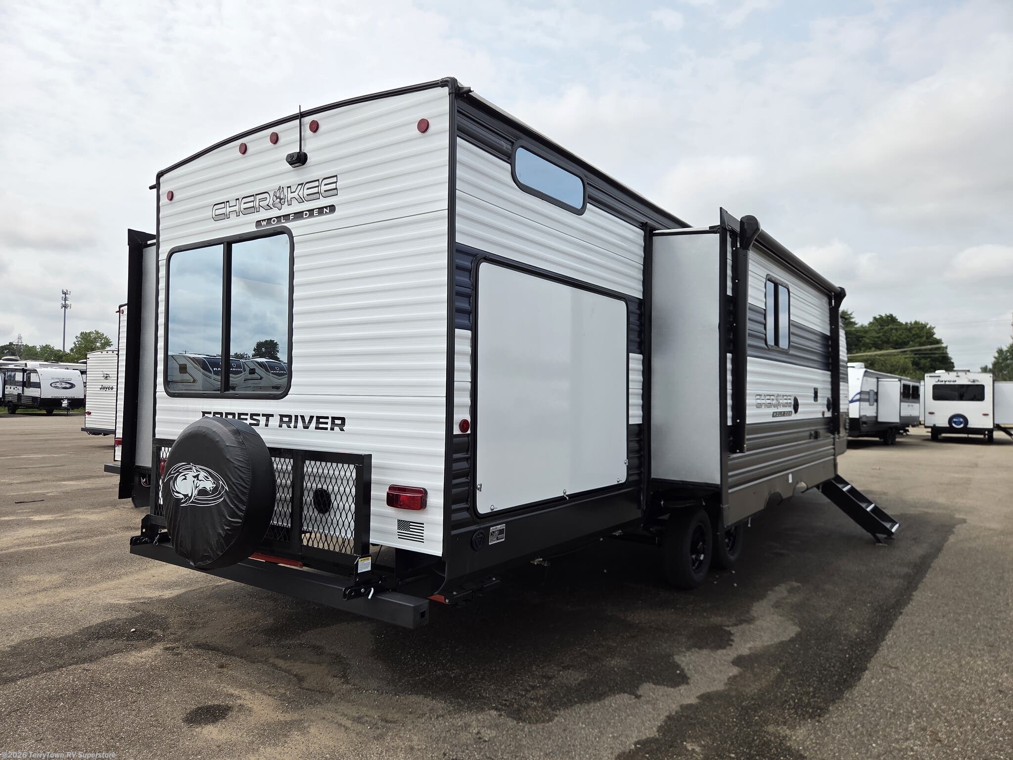 New 2026 Forest River Cherokee Wolf Den 304SR available in Grand Rapids, Michigan