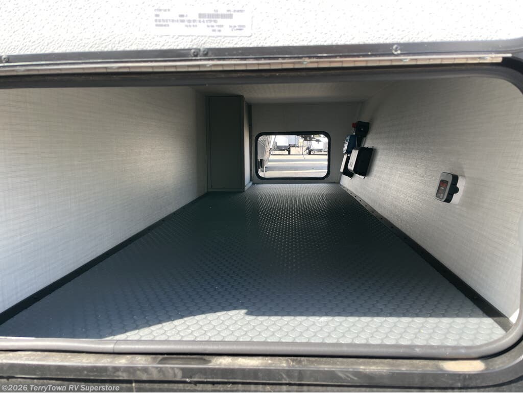 2026 Raptor Carbon Aluminum 30WFO by Keystone from TerryTown RV Superstore in Grand Rapids, Michigan