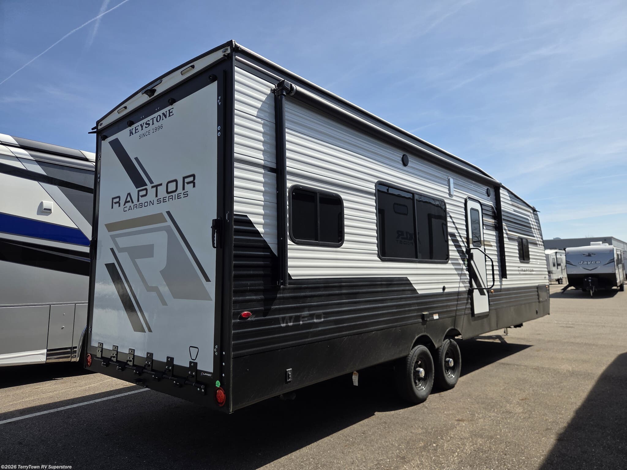 2026 Raptor Carbon Aluminum 30WFO by Keystone from TerryTown RV Superstore in Grand Rapids, Michigan
