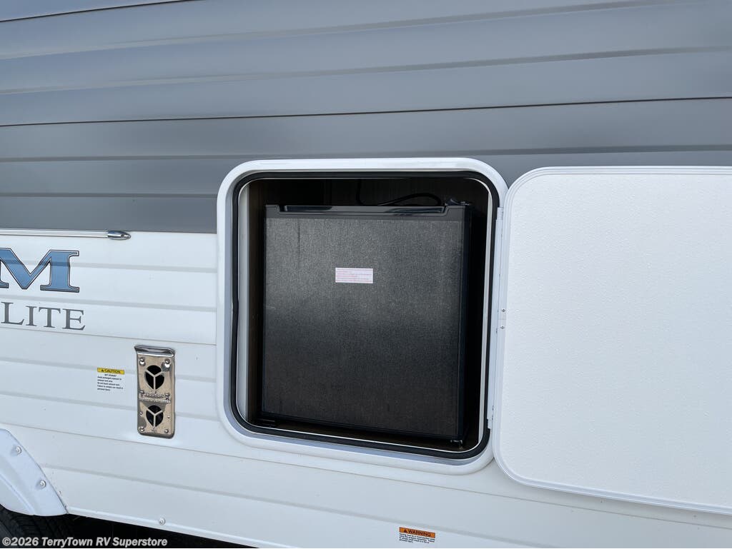 2026 Salem Cruise Lite 25ICE by Forest River from TerryTown RV Superstore in Grand Rapids, Michigan