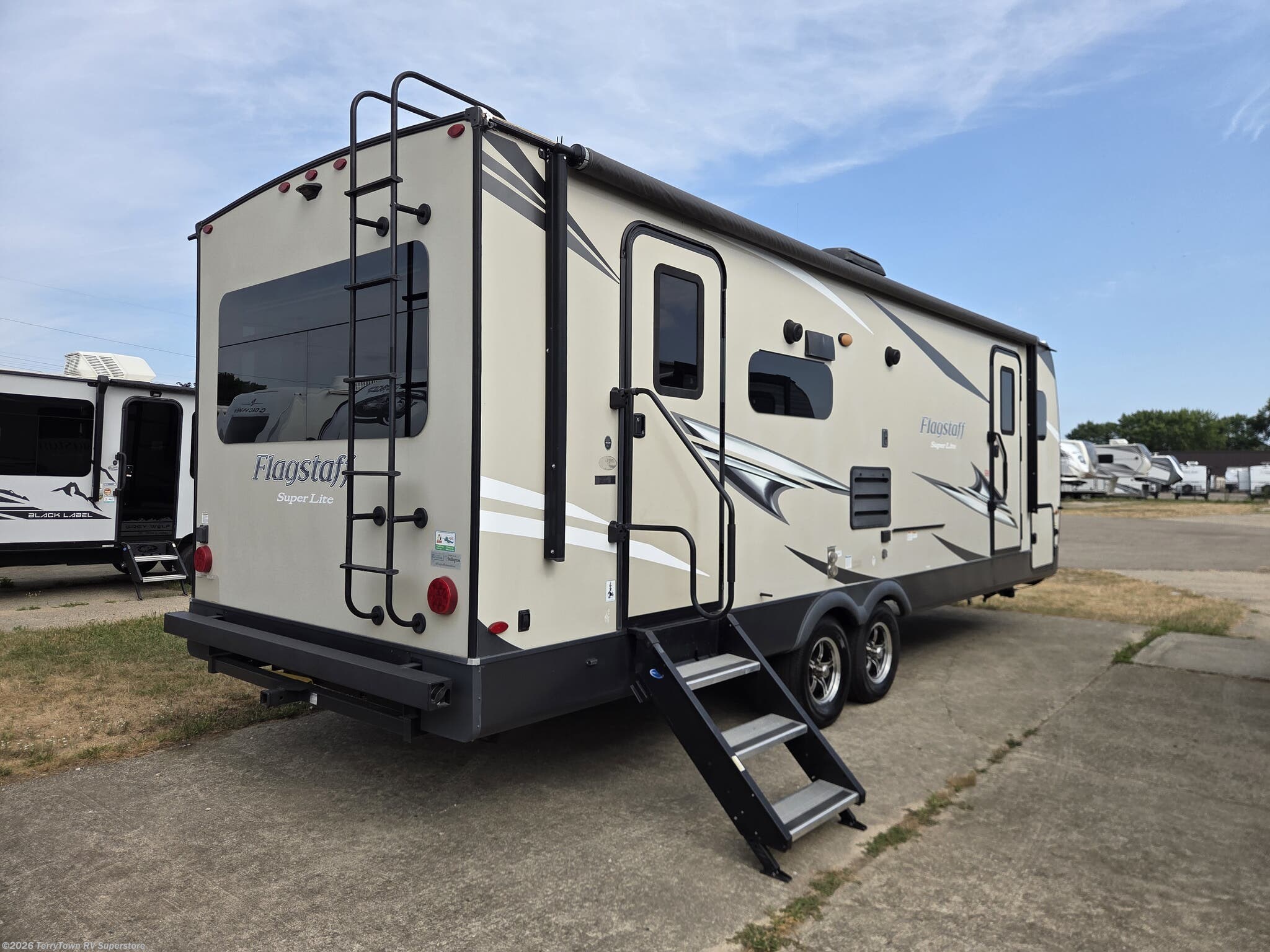 2020 Flagstaff Super Lite 26RLSW by Forest River from TerryTown RV Superstore in Grand Rapids, Michigan