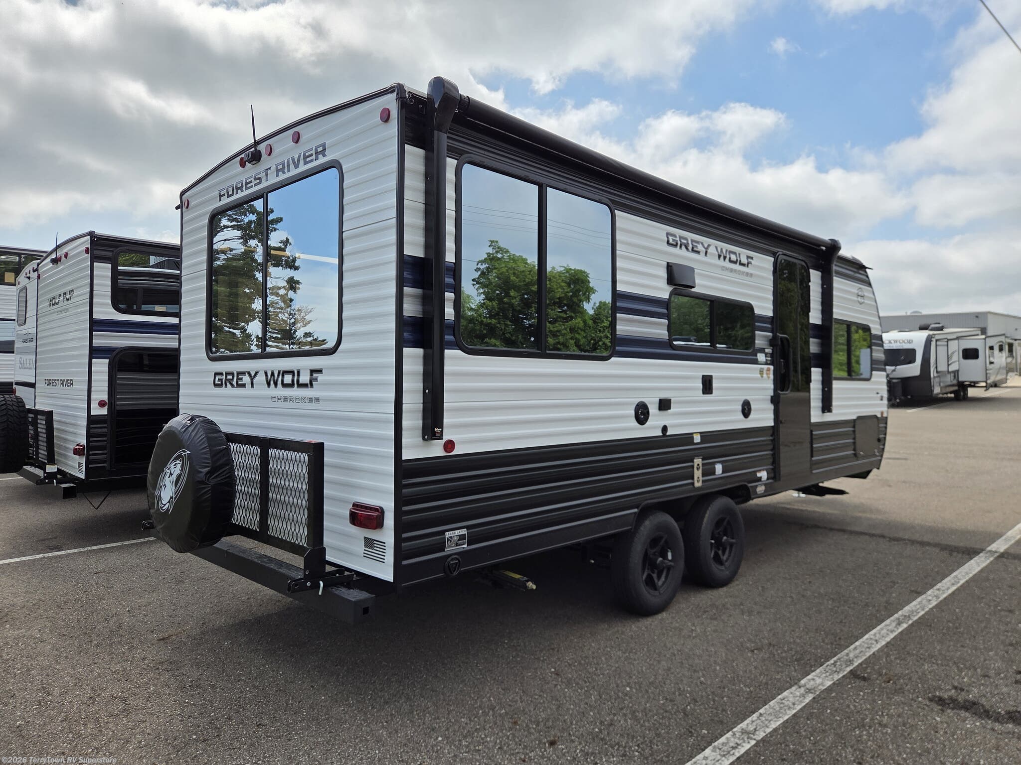 2027 Cherokee Grey Wolf 20RDSE by Forest River from TerryTown RV Superstore in Grand Rapids, Michigan